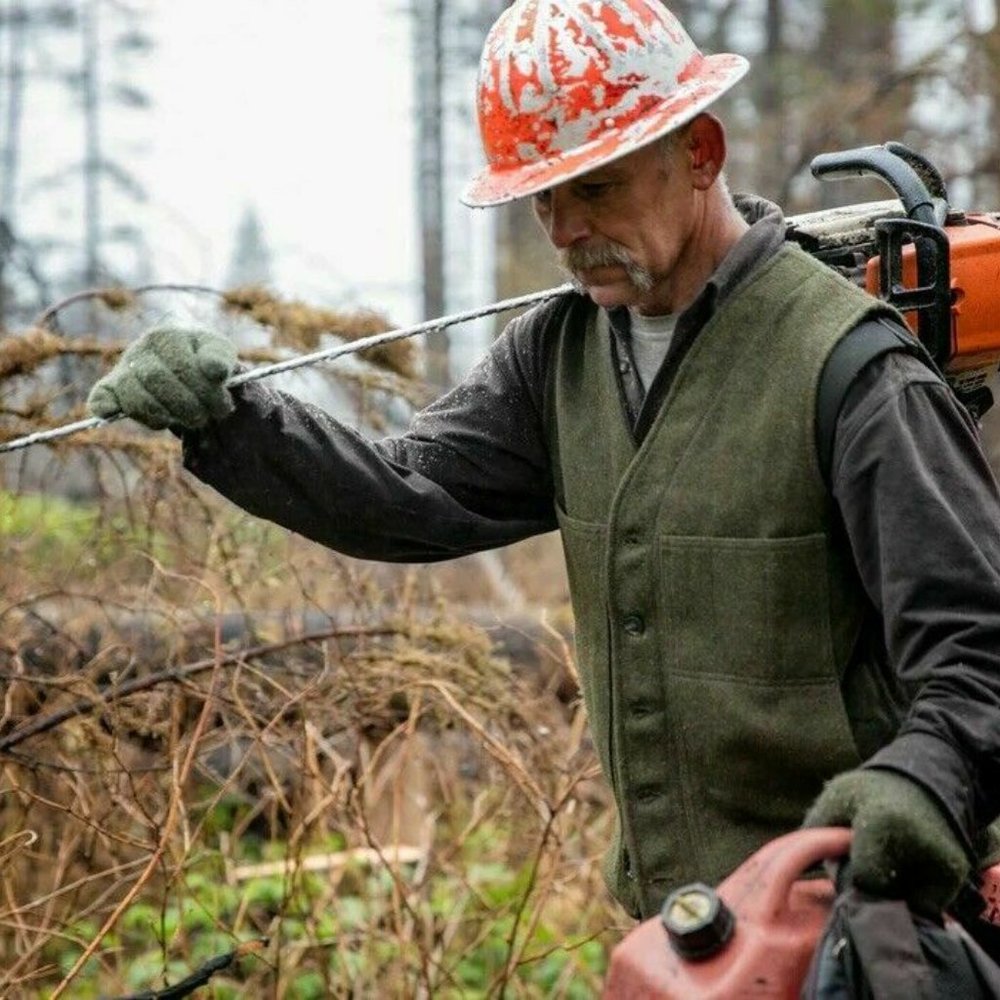 Filson Garment Mackinaw Button Front Vest H11185 - Picture 9 of 11